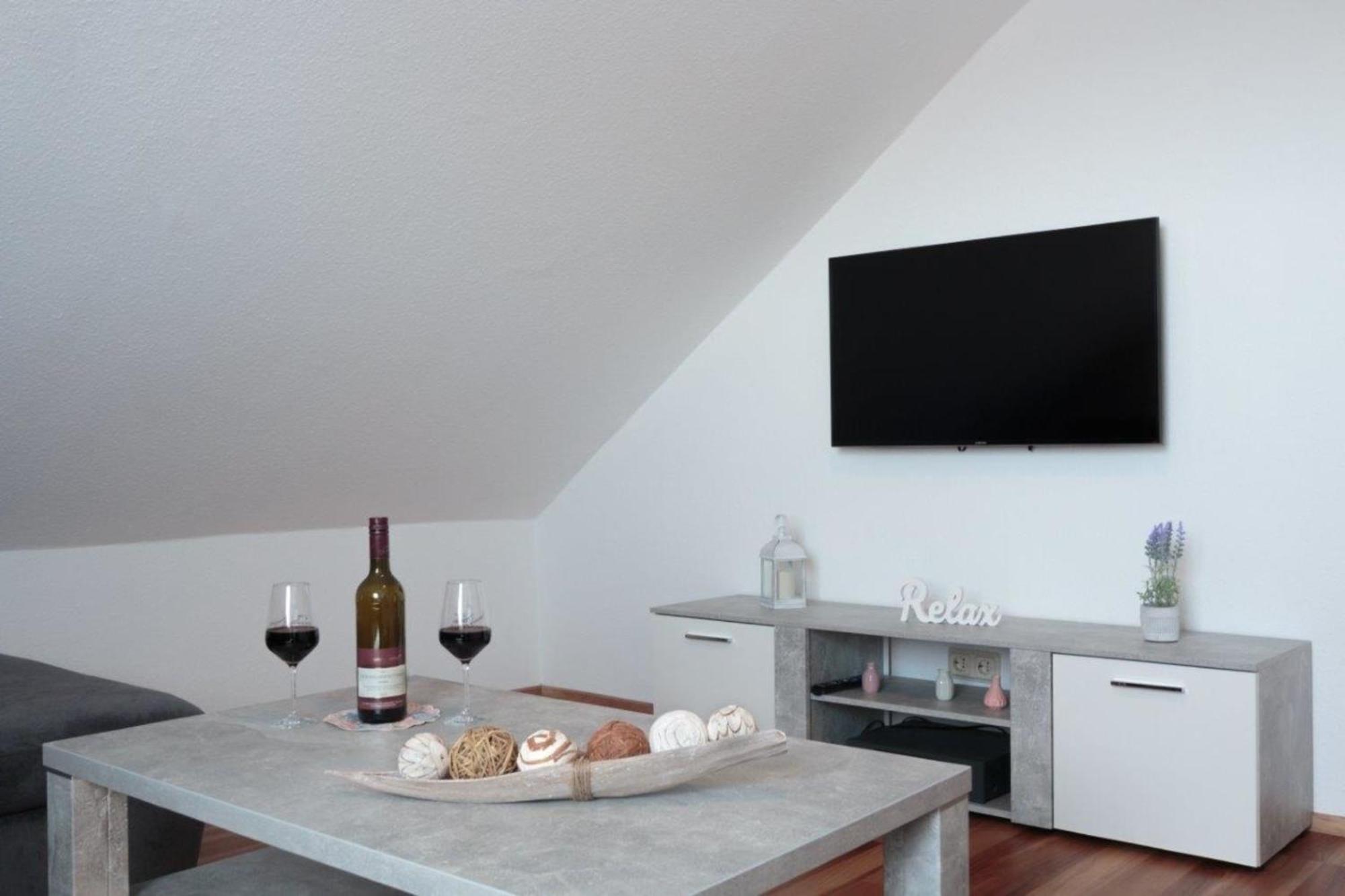 Ferienwohnung Grauschiefer Irsch Luaran gambar