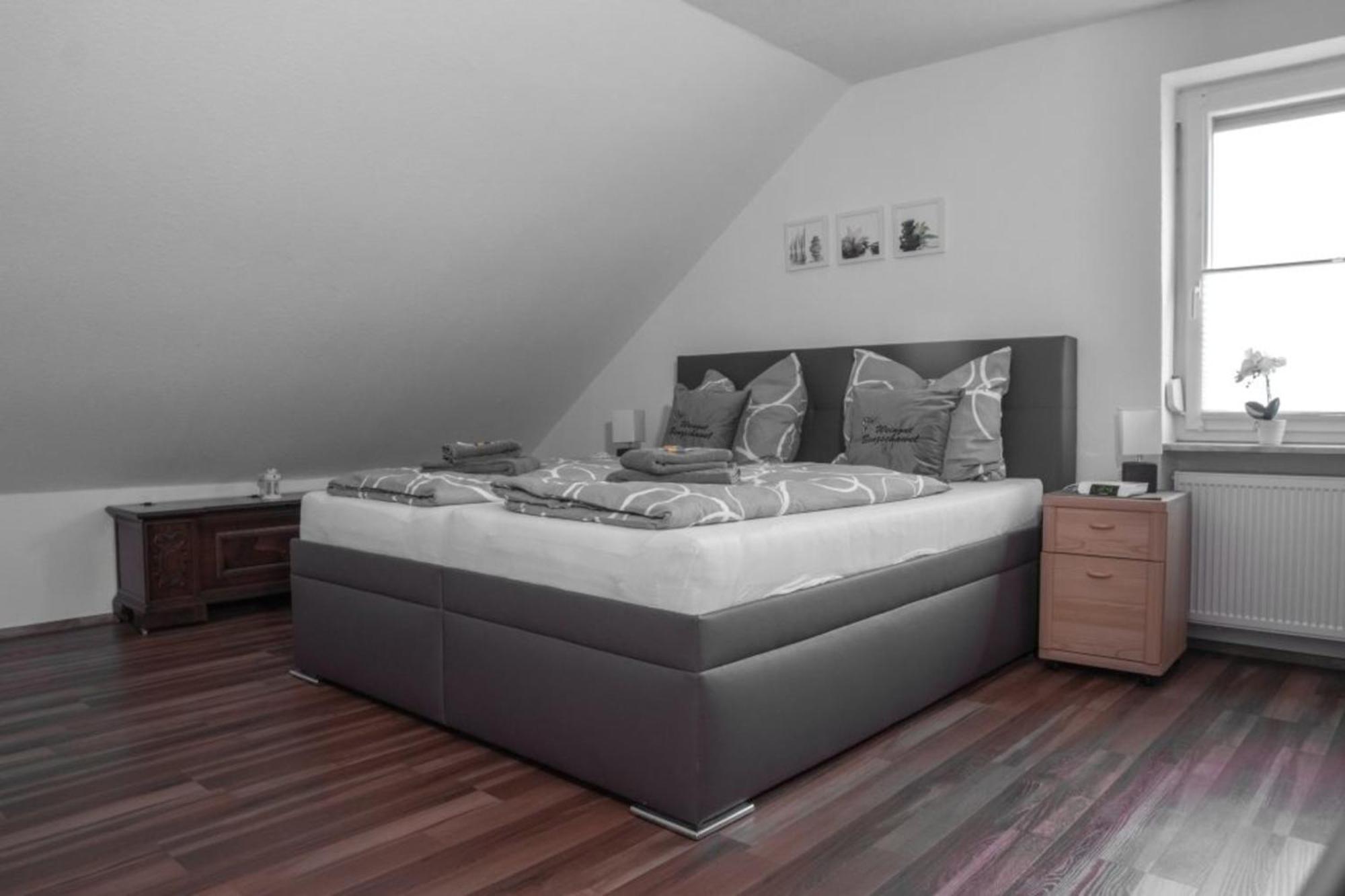Ferienwohnung Grauschiefer Irsch Luaran gambar